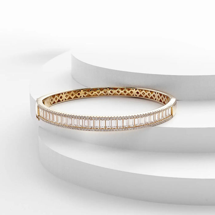 GRACE BAGUETTE BANGLE