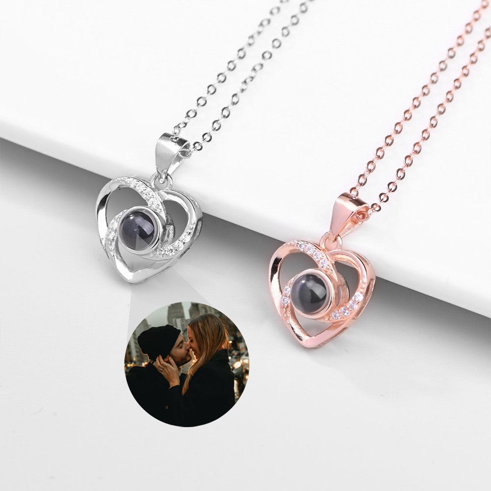 PHOTO ONLY WITHOUT TEXT/PHOTO NECKLACE WITH LOVE HEART PROJECTION NECKLACE